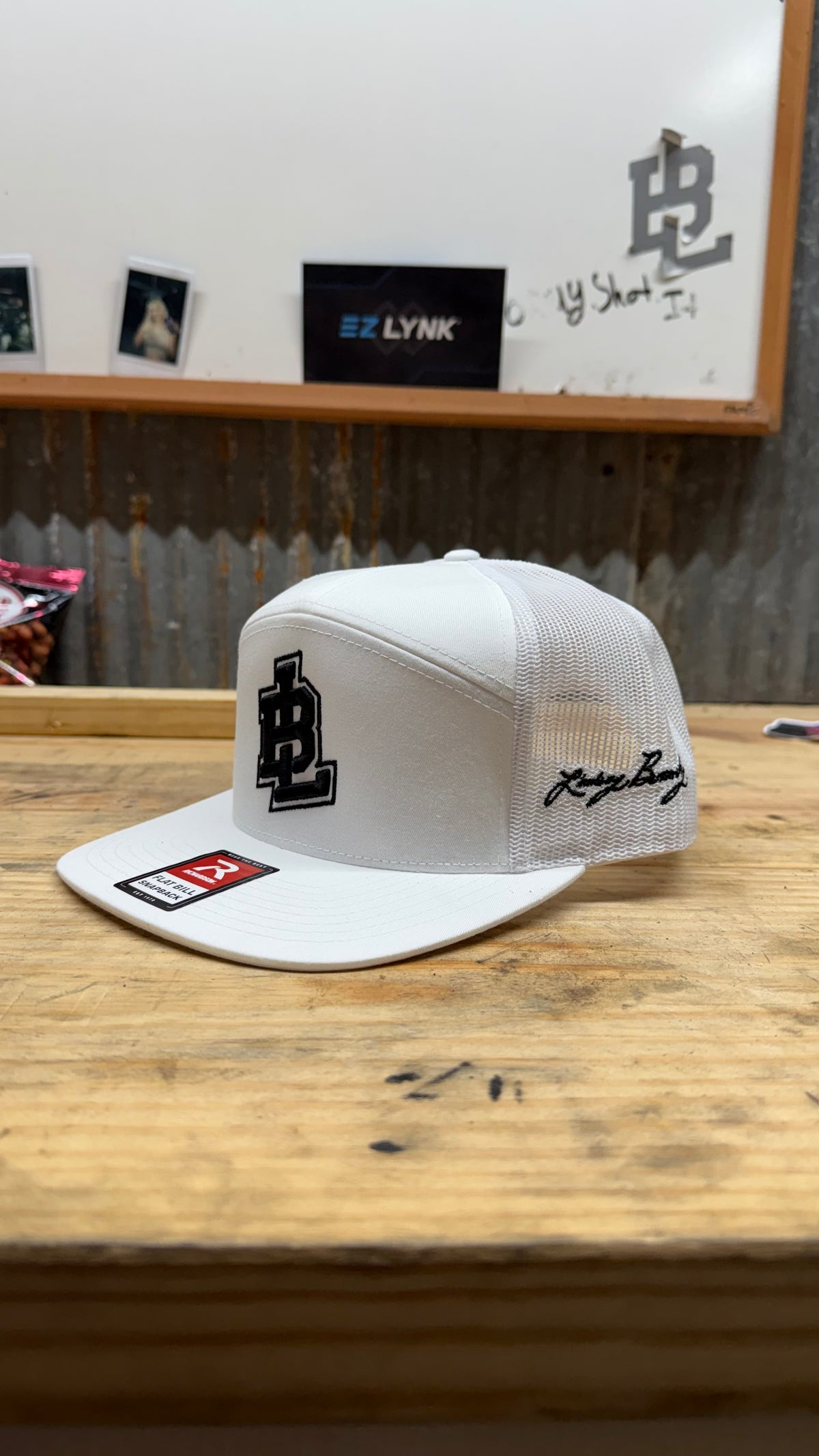 White 7 Panel